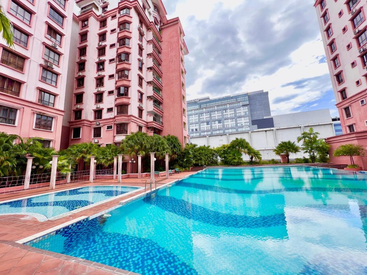 Marina Court Vacation Home 3 Bedrooms - Kota Kinabalu Exterior foto